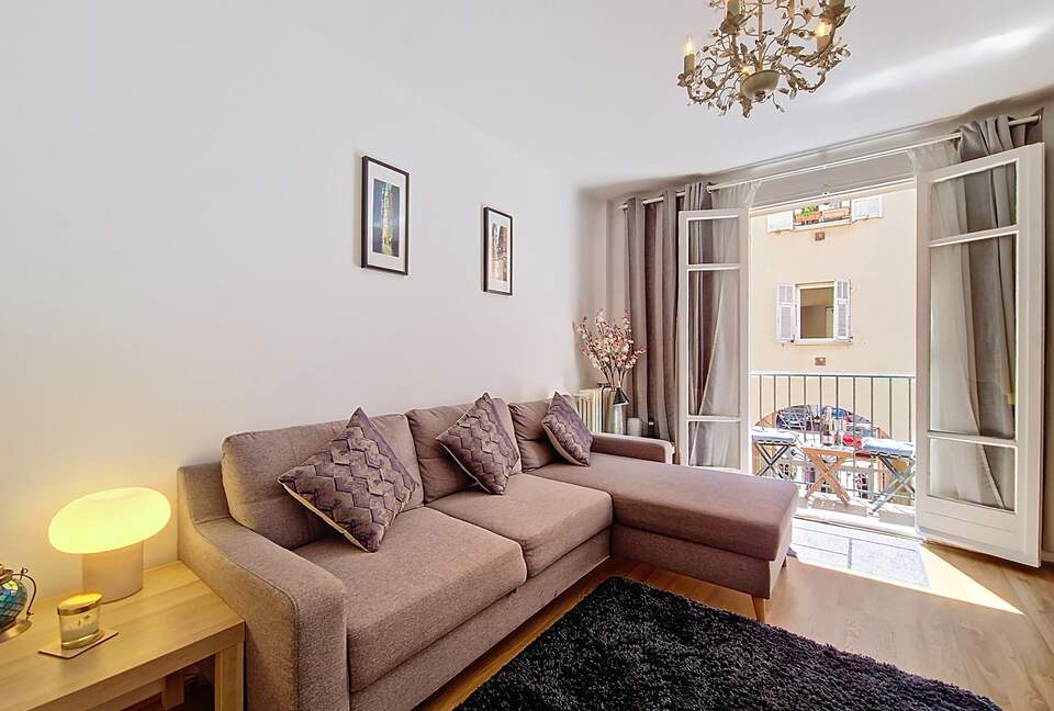 Historic Old Town Apartment Overlooking Vibrant Streets - Nice, France