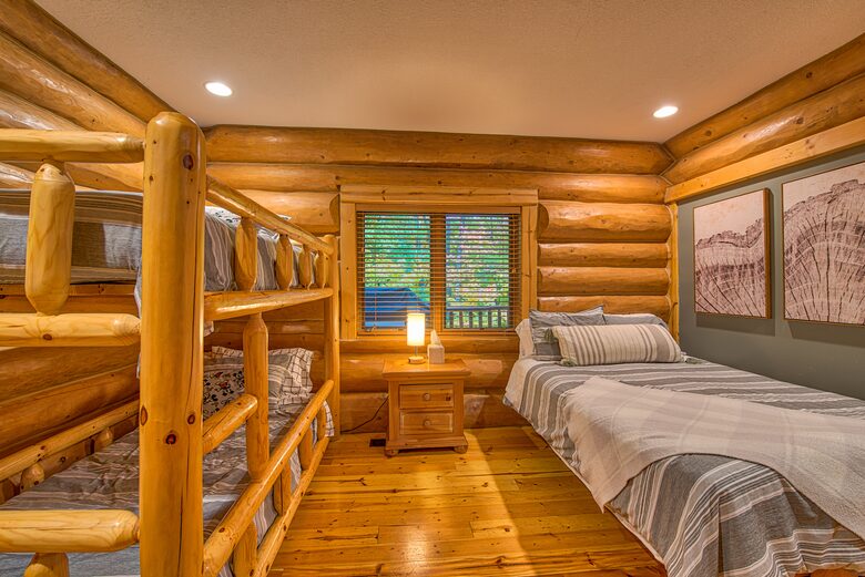 Social Chalet at Schuss Mountain - Mancelona, Michigan