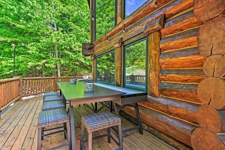 Social Chalet at Schuss Mountain - Mancelona, Michigan