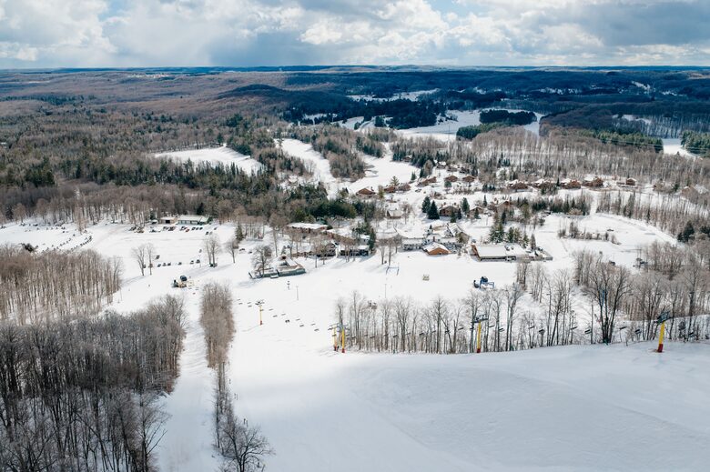 Social Chalet at Schuss Mountain - Mancelona, Michigan
