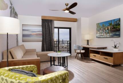 Lazy River Resort Suite Near the Strip - Las Vegas, Nevada
