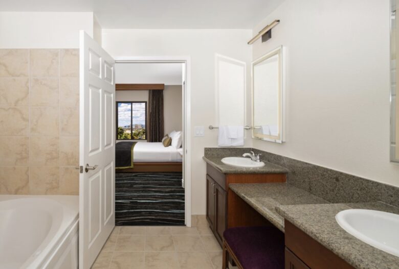 Lazy River Resort Suite Near the Strip - Las Vegas, Nevada