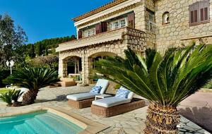 Villa Meribella with Sea and Village Views - La Colle-sur-Loup, France