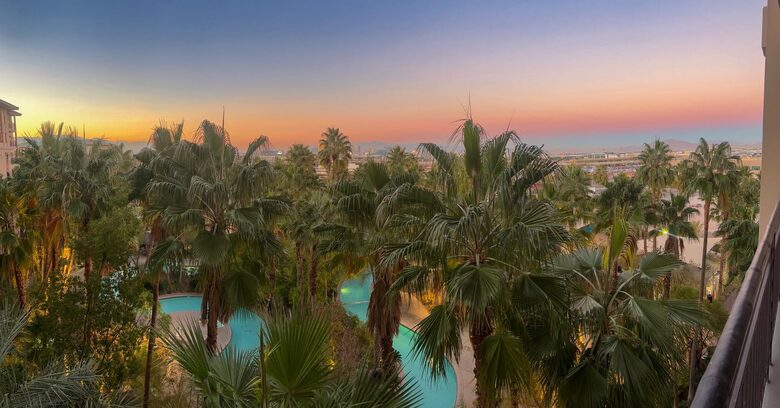 Lazy River Resort Suite Near the Strip - Las Vegas, Nevada