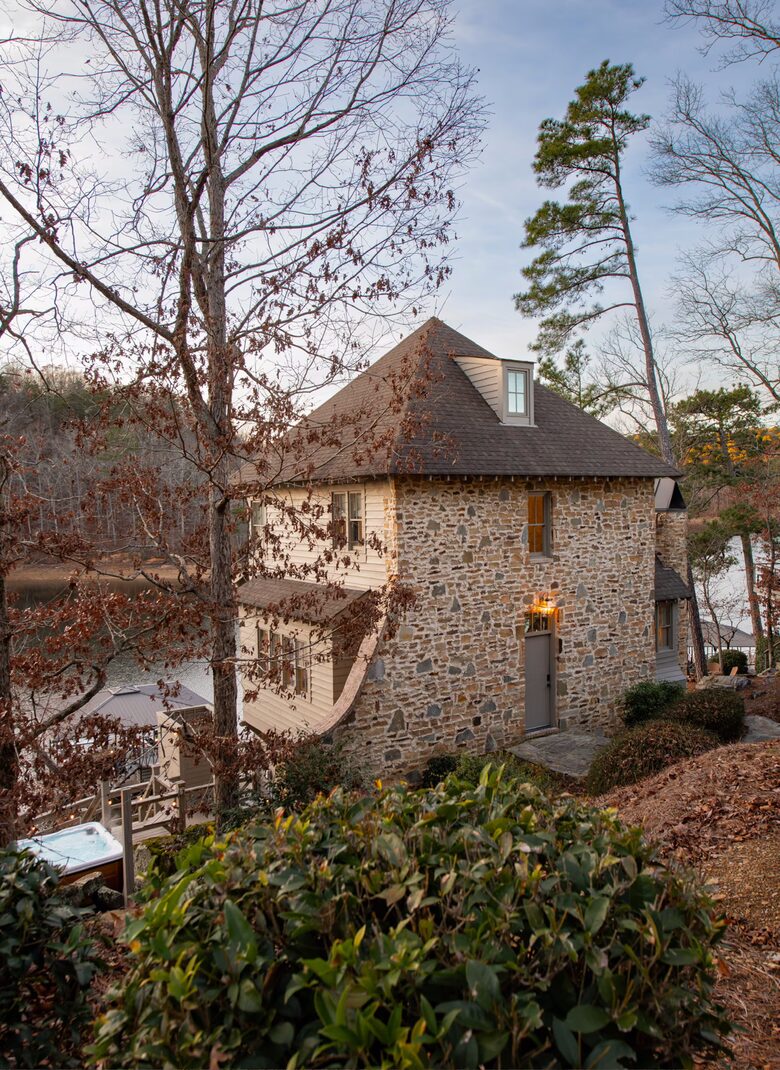 Designer Waterfront Hideaway at Point William - Crane Hill, Alabama
