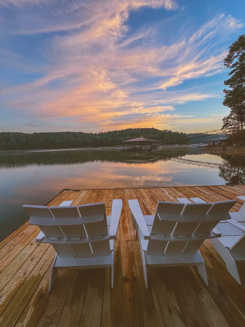 Designer Waterfront Hideaway at Point William - Crane Hill, Alabama