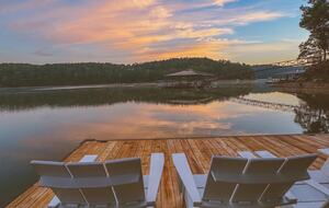 Designer Waterfront Hideaway at Point William - Crane Hill, Alabama