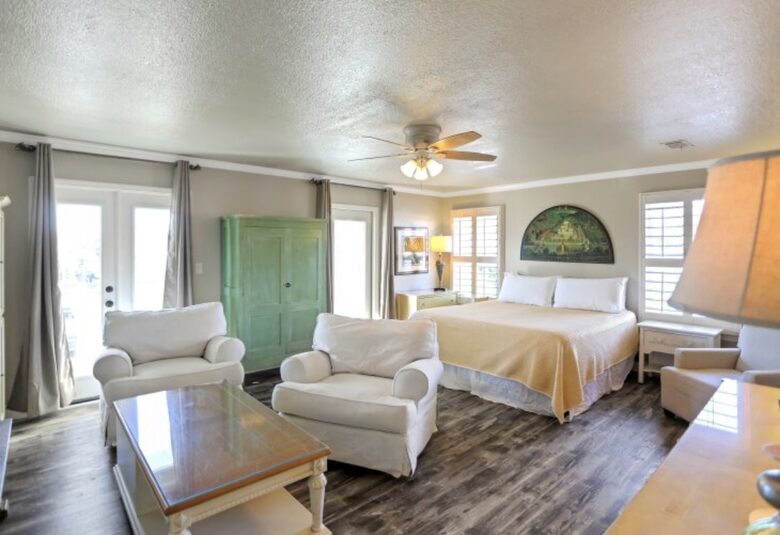 Destin Gulf View Retreat with Private Court - Destin, Florida