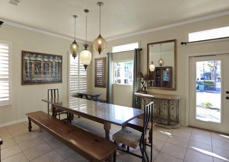 Destin Gulf View Retreat with Private Court - Destin, Florida