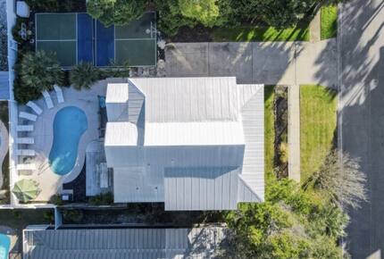 Destin Gulf View Retreat with Private Court - Destin, Florida