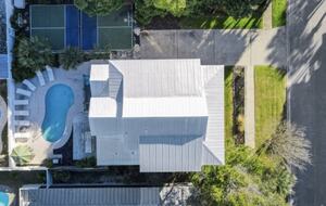 Destin Gulf View Retreat with Private Court - Destin, Florida
