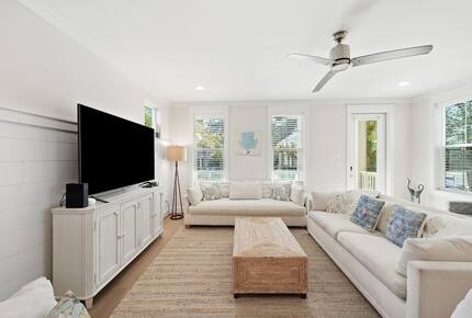 Bright Beach Retreat on Florida's Emerald Coast - Santa Rosa Beach, Florida