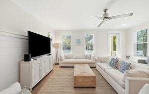 Bright Beach Retreat on Florida's Emerald Coast - Santa Rosa Beach, Florida