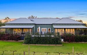 Private Pokolbin Escape Among the Vines - Pokolbin, Australia