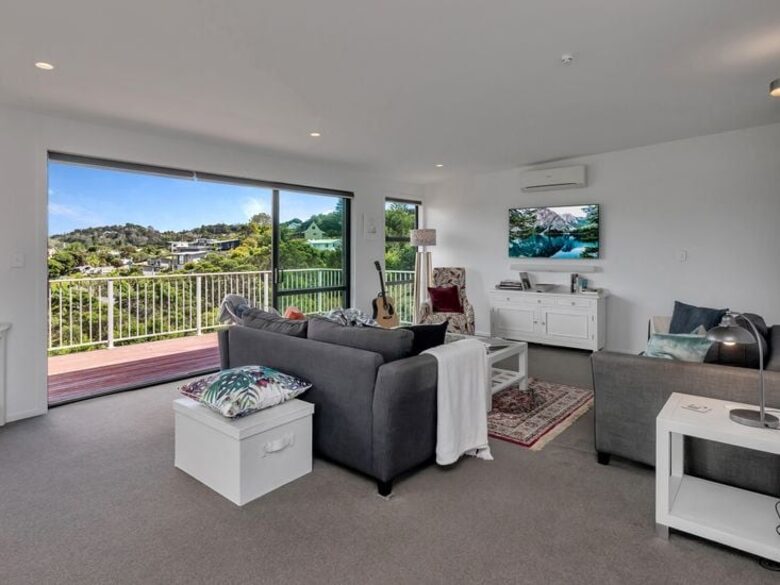 Contemporary Bay of Islands Hideaway with Spa - Russell, New Zealand