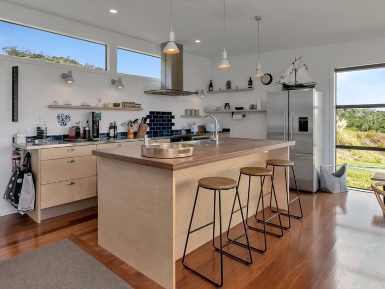 Contemporary Bay of Islands Hideaway with Spa - Russell, New Zealand