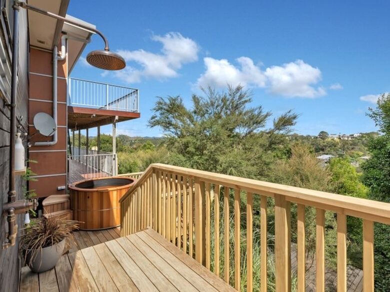 Contemporary Bay of Islands Hideaway with Spa - Russell, New Zealand
