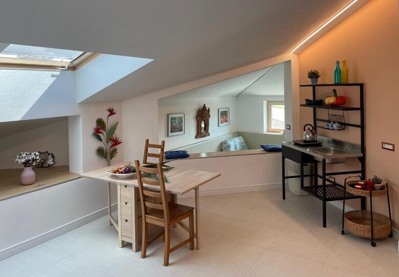 The Versatile Residence with Separate Studios and Two-Bedroom Option - Trezzano Sul Naviglio, Milan, Italy