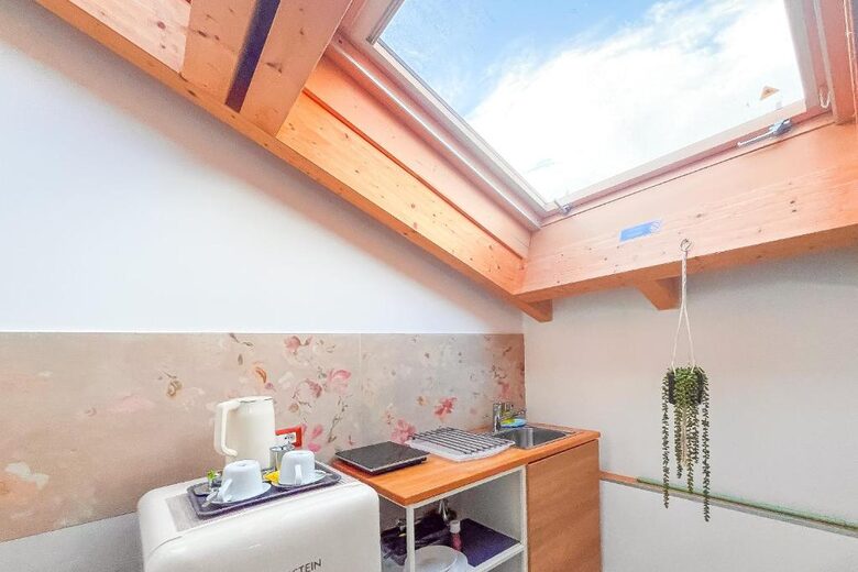 The Versatile Residence with Separate Studios and Two-Bedroom Option - Trezzano Sul Naviglio, Milan, Italy