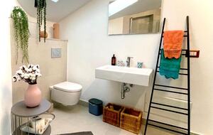 独立したスタジオと2ベッドルーム仕様が選べる多目的住宅 - トレッツァーノ・スル・ナヴィリオ、ミラノ、イタリア