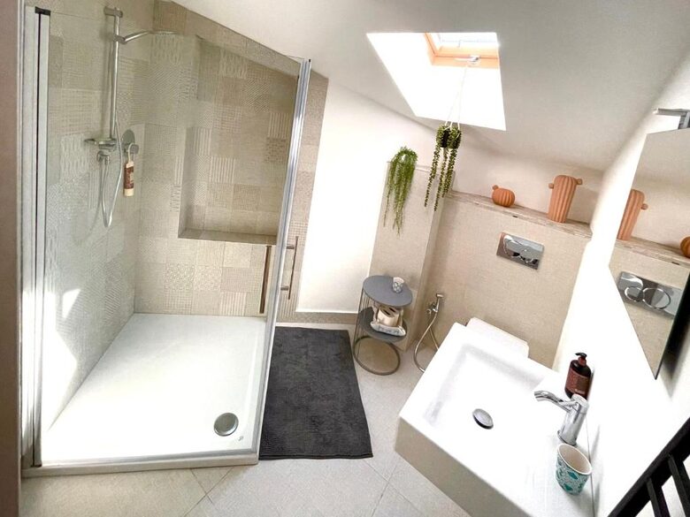 The Versatile Residence with Separate Studios and Two-Bedroom Option - Trezzano Sul Naviglio, Milan, Italy