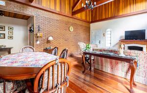 A Mountain Garden Retreat for Nature-Loving Families - Campos do Jordão, Brazil