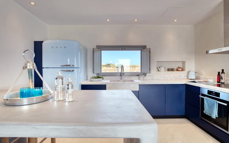 Contemporary Cycladic Elegance by the Sea - Paros, Greece