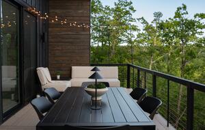 Afton Mountain Retreat with Hot Tub & Views - Afton, Virginia