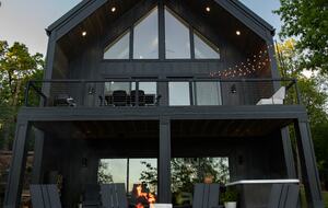 Afton Mountain Retreat with Hot Tub & Views - Afton, Virginia