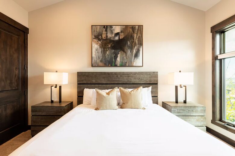 Canyons Village Condo Near Cabriolet -
Park City, Utah