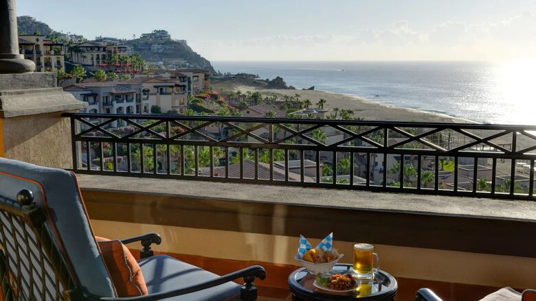 Pueblo Bonito Sunset Beach - Junior Suite - Cabo San Lucas, Mexico