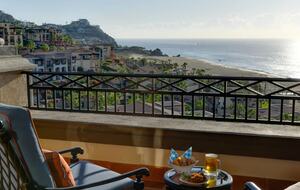 Pueblo Bonito Sunset Beach - Junior Suite - Cabo San Lucas, Mexico