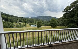 Hot Springs Meadow Retreat - Hot Springs, Virginia
