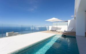 Elegant Two Bedroom Retreat with Sea Views in Los Gigantes - Santiago del Teide, Tenerife, Spain