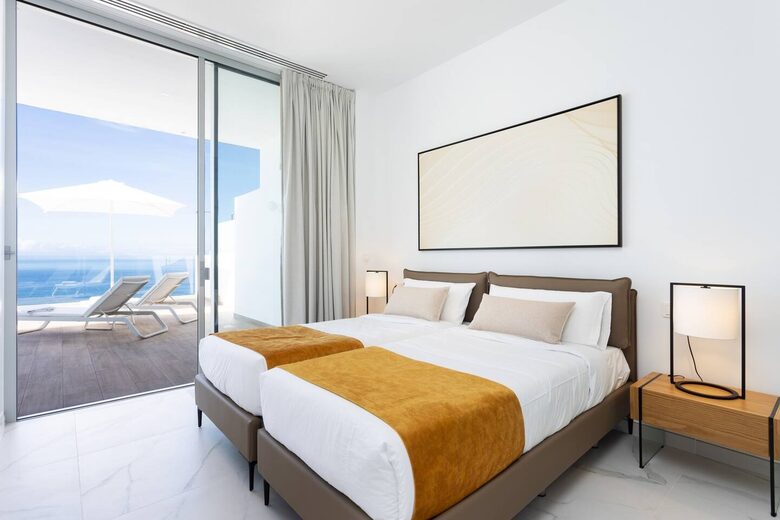 Elegant Two Bedroom Retreat with Sea Views in Los Gigantes - Santiago del Teide, Tenerife, Spain