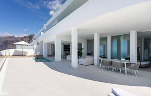 Elegant Two Bedroom Retreat with Sea Views in Los Gigantes - Santiago del Teide, Tenerife, Spain