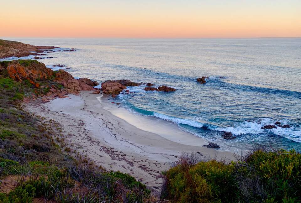 5-Star Luxury and Secluded Beach on Oceanfront Acres - Foul Bay, Australia