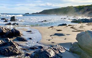 5-Star Luxury and Secluded Beach on Oceanfront Acres - Foul Bay, Australia