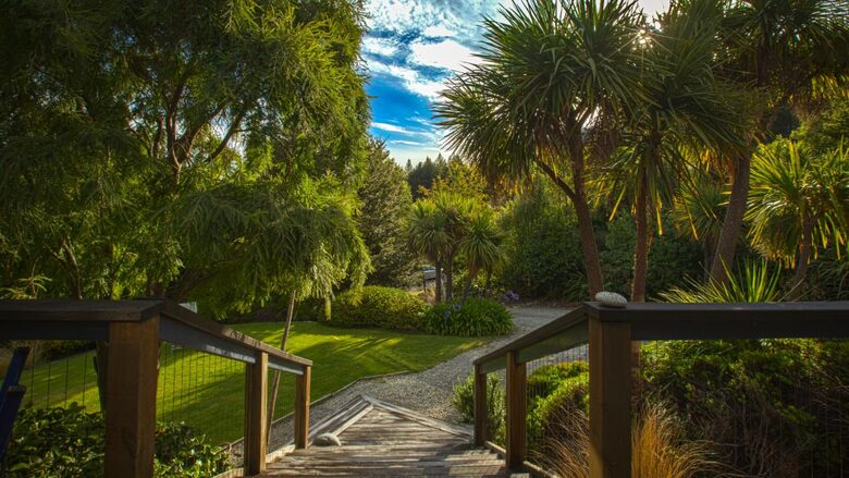 Queenstown Retreat with Lake Wakatipu & Mountain Views - Queenstown, New Zealand