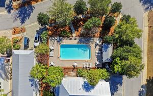 Bright Beach Retreat on Florida's Emerald Coast - Santa Rosa Beach, Florida