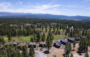 Sierra Pines Retreat | Spacious Mountain Getaway - Truckee, California