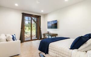 Sierra Pines Retreat | Spacious Mountain Getaway - Truckee, California