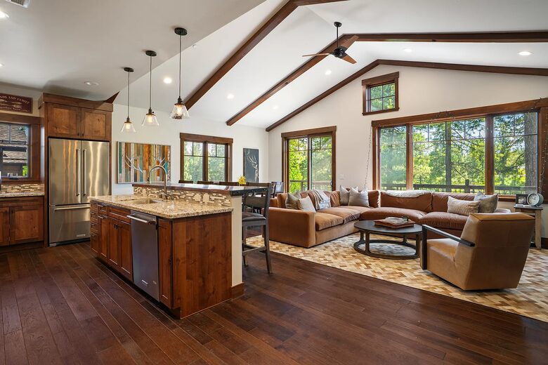 Sierra Pines Retreat | Spacious Mountain Getaway - Truckee, California