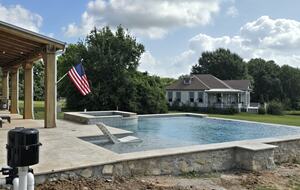 Brenham-Home/Barn & "Little Spot of Heaven" Vacation Retreat - Brenham, Texas