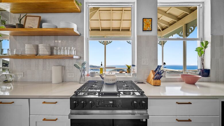 Northside St. Thomas Villa with Infinity Pool and Island Views - Northside, Virgin Islands, U.S.
