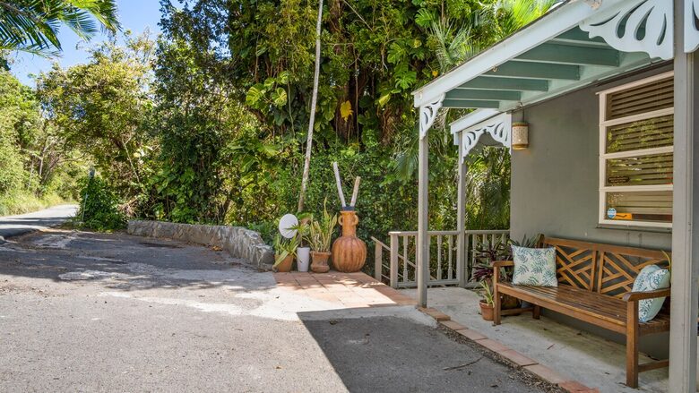 Northside St. Thomas Villa with Infinity Pool and Island Views - Northside, Virgin Islands, U.S.