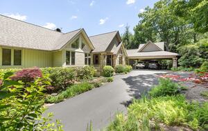 Whiteside Mountain Retreat with Sweeping Valley Views - Highlands, North Carolina