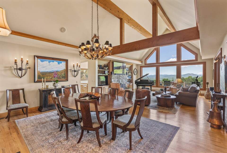Whiteside Mountain Retreat with Sweeping Valley Views - Highlands, North Carolina