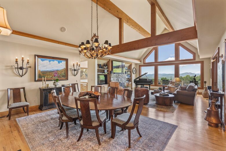 Whiteside Mountain Retreat with Sweeping Valley Views - Highlands, North Carolina