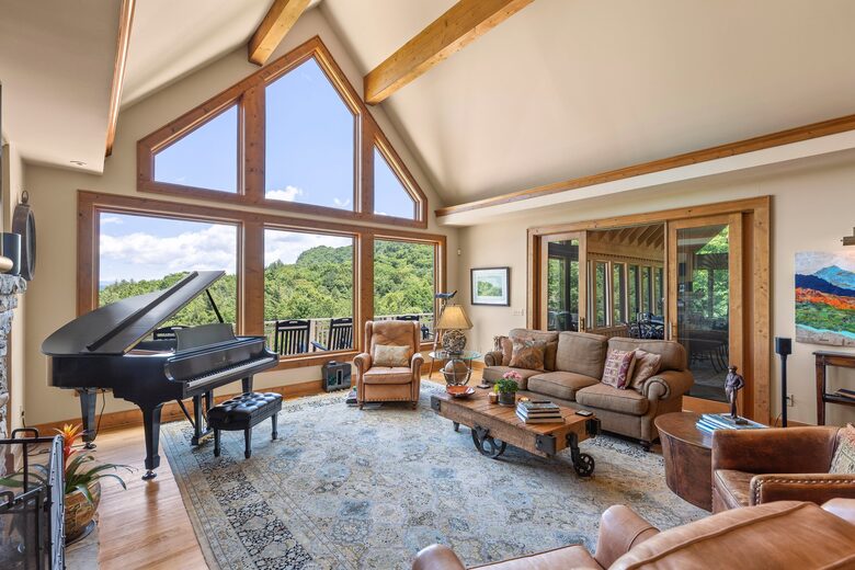 Whiteside Mountain Retreat with Sweeping Valley Views - Highlands, North Carolina